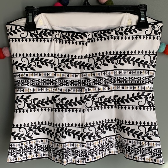 NWT White House Black Market Genevive bustier. - Picture 3 of 4